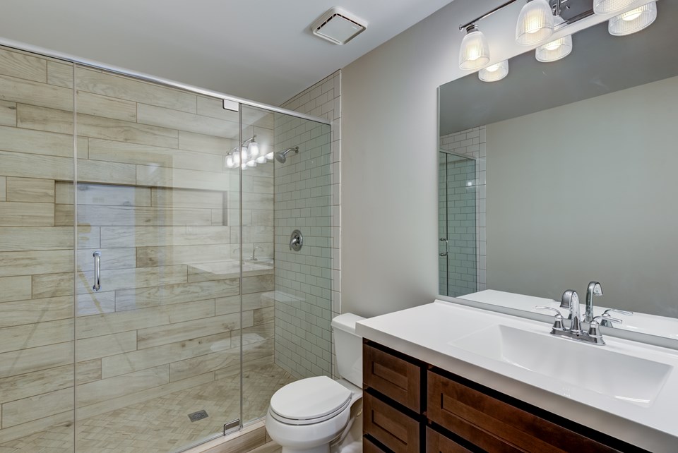 stunning & newly remodeled 2nd bedroom bath