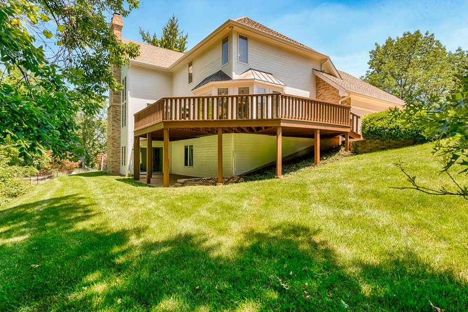 1.27 acre homesite- backs up to private wooded area