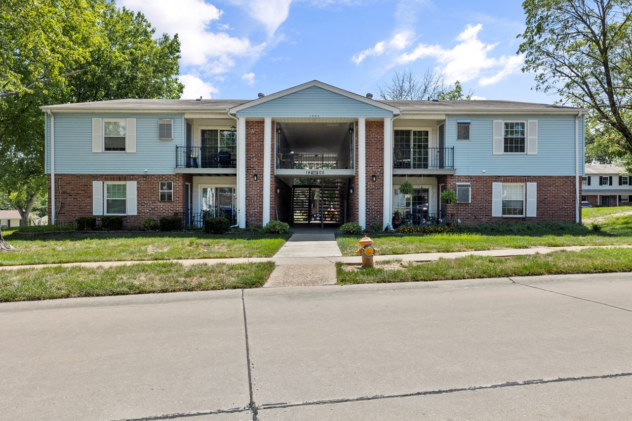 1405 Durango Lane #8